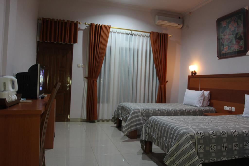 Hotel Bintang Redannte Гарут Номер фото